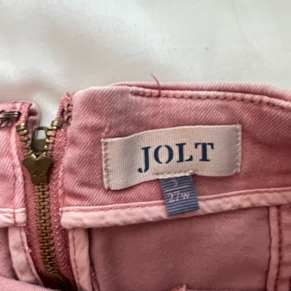 Pink form fitted skirt with zipper in the back. - Picture 2 of 2